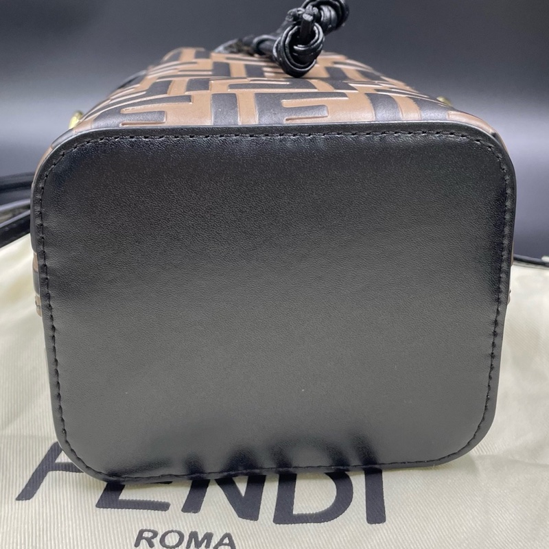 芬迪/Fendi老花水桶手提斜挎包 12*18 Mon Tresor迷你水桶手袋-9