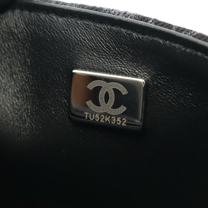 香奈兒迷你絎縫20鏈條肩背斜背包，牛仔灰黑色，銀色五金，二手-4