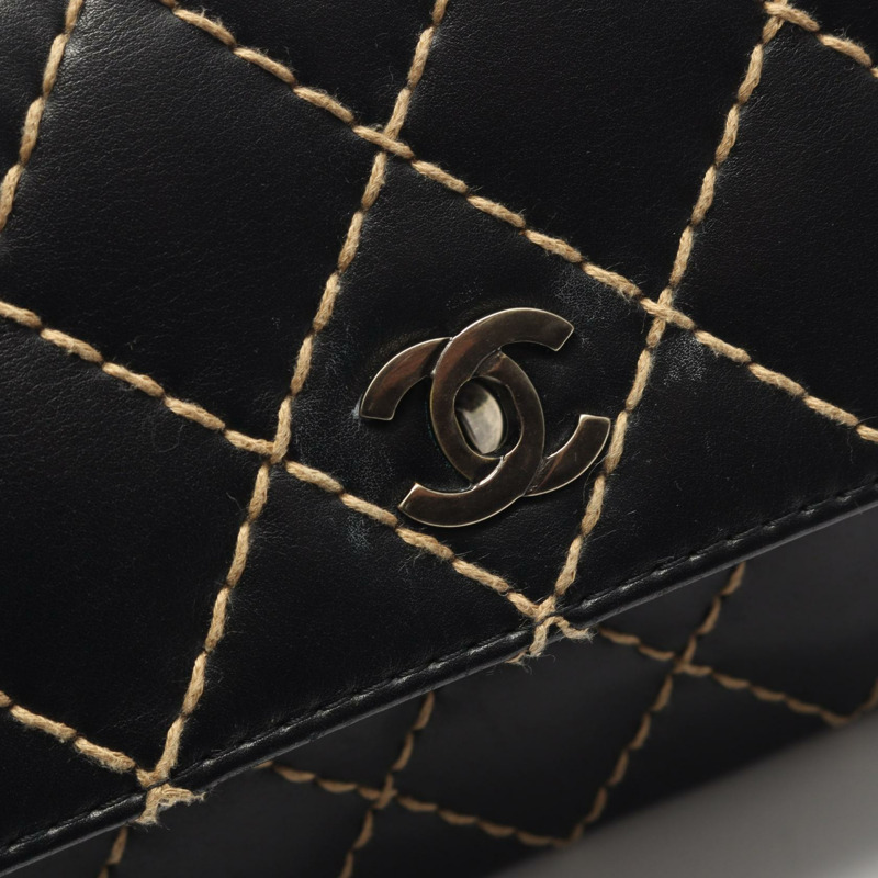 香奈兒 (CHANEL) 野性縫線鏈條肩背包 A14687 黑色皮革 GHW 二手 女士 CC-7