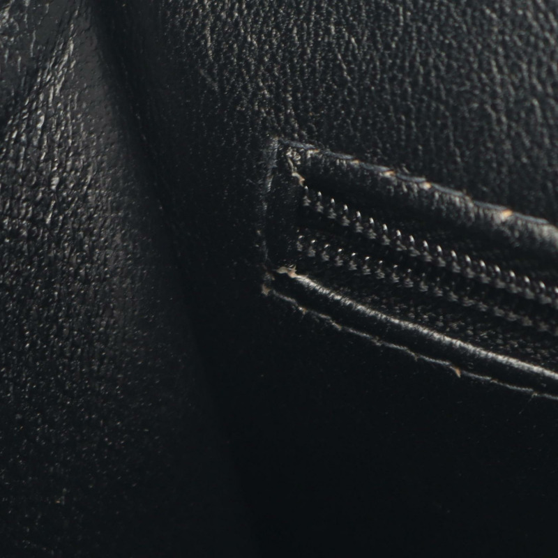 香奈兒黑色羊皮手提包，二手女款，金色五金配件-5