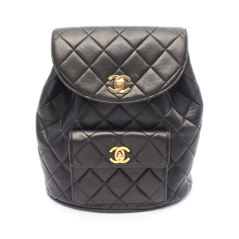 香奈兒 (CHANEL) 絎縫鏈條雙肩包，羊皮材質，黑色，金色五金，二手女款
