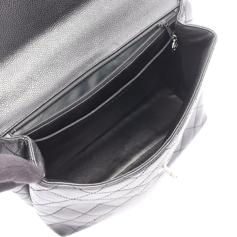 香奈兒 (CHANEL) Matelasse 頂部手柄手提包，粒面小牛皮，黑色，二手，銀色五金配件，CC-2