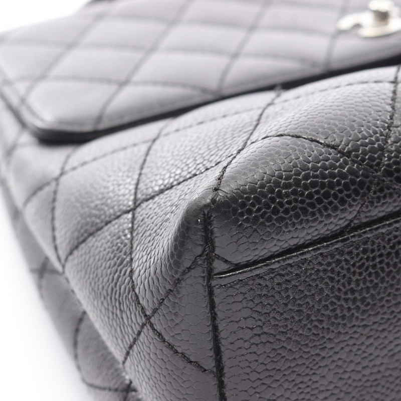 香奈兒 (CHANEL) Matelasse 頂部手柄手提包，粒面小牛皮，黑色，二手，銀色五金配件，CC-8