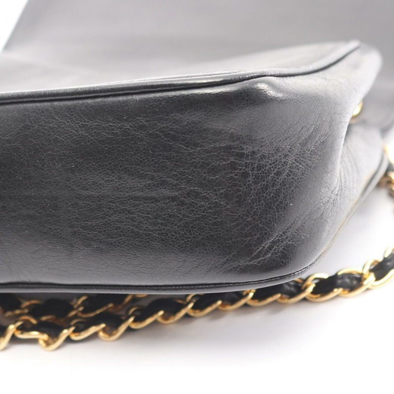 香奈兒 Jumbo COCO 標誌鏈條肩背包，羊皮材質，黑色，金色五金，二手，女士款 CC-8