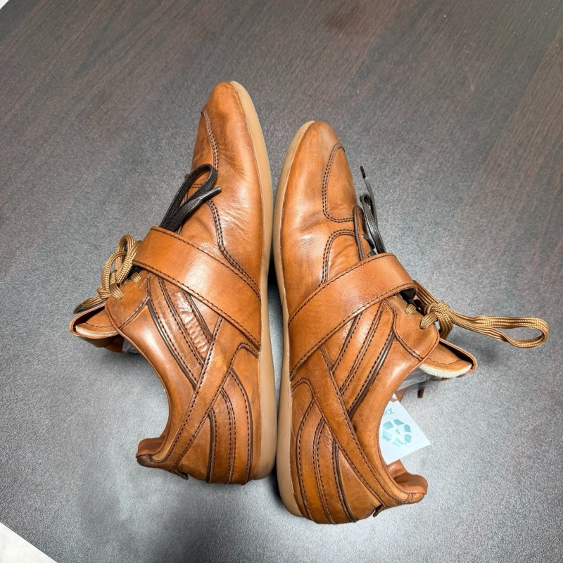 MiuMiu25FW秀款搭扣做舊復古球鞋德訓鞋 36碼-4