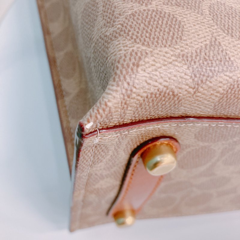 MS0656 Coach 蔻馳經典花紋單肩包包 Willow Signature Tote Canvas Tan-5