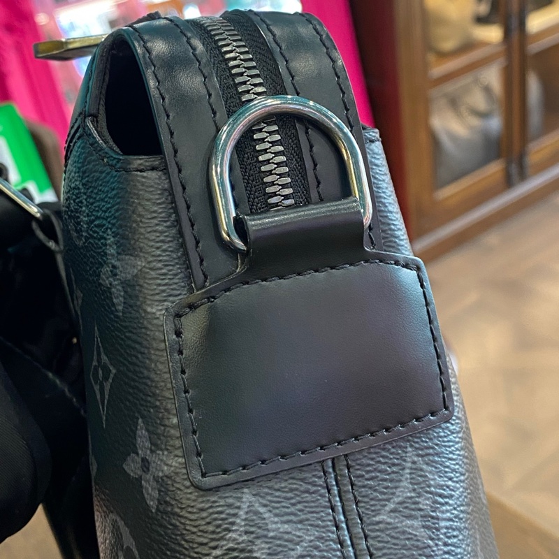 LV 路易威登 exploer黑花拼皮男士公文包 手提單肩斜挎包 附件:肩帶 尺寸:36*35 。-7