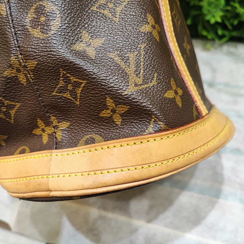 louis Vuitton Bucket GM-9
