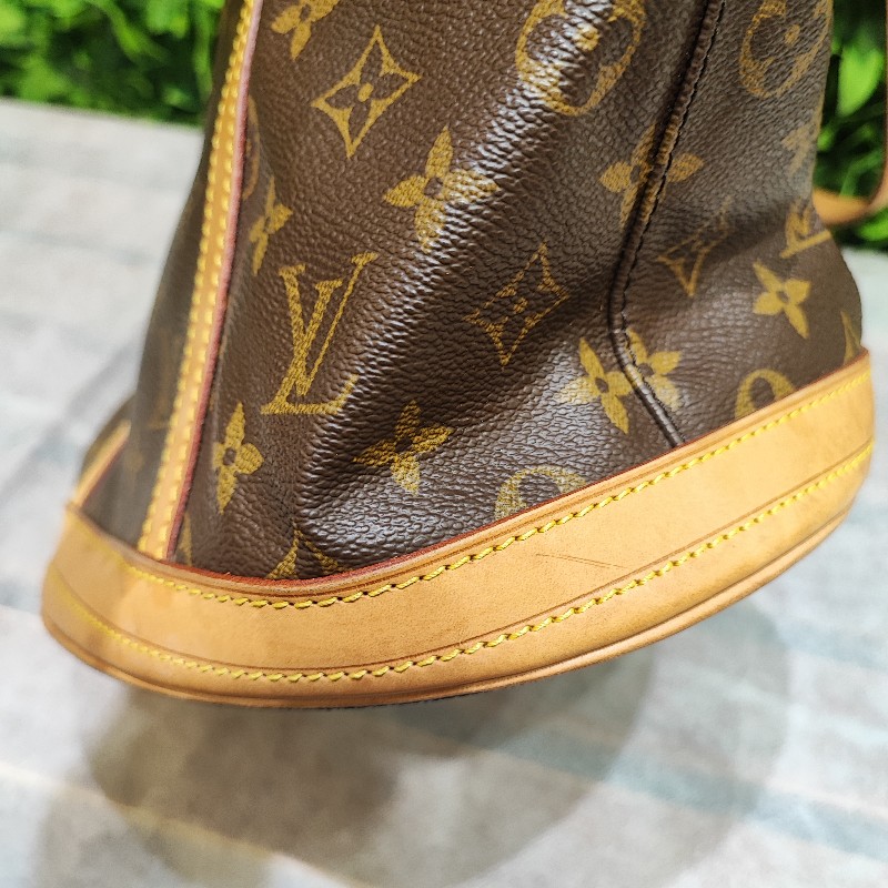 louis Vuitton Bucket GM-11