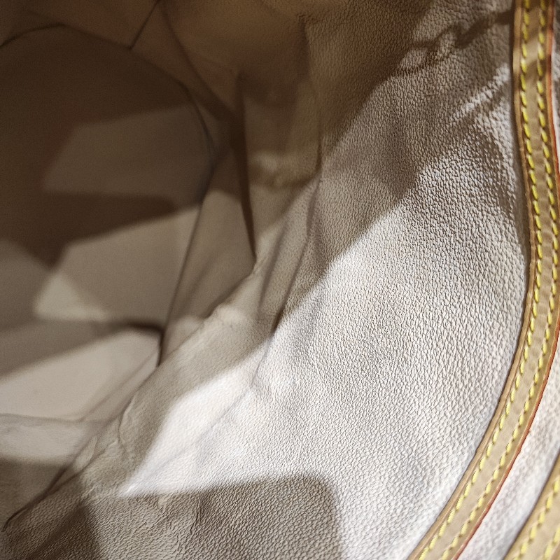 louis Vuitton Bucket GM-15