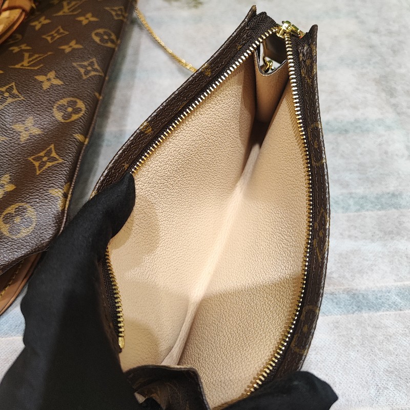 louis Vuitton Bucket GM-30