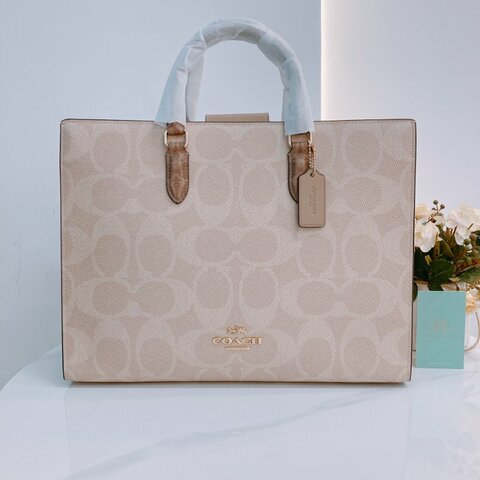 MS0657 Coach 蔻馳經營花紋單肩包包 Maggie Signature Tote Beige