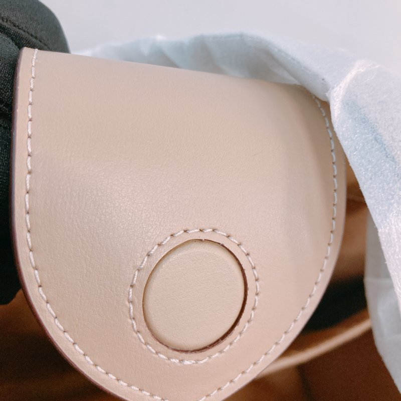 MS0657 Coach 蔻馳經營花紋單肩包包 Maggie Signature Tote Beige-14