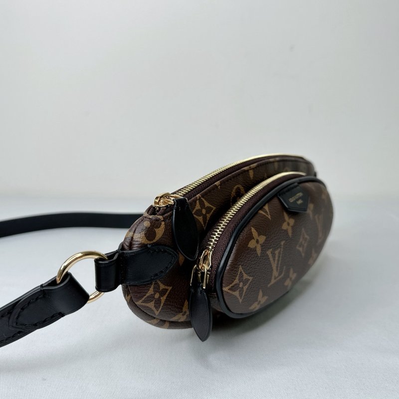 LV Keepit老花橢圓胸包斜背包-3