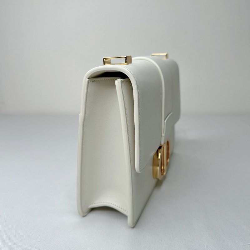 DIOR Montaigne30奶油白肩背包-3