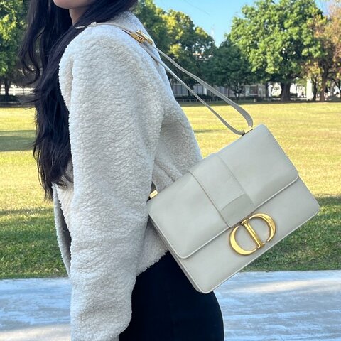 DIOR Montaigne30奶油白肩背包