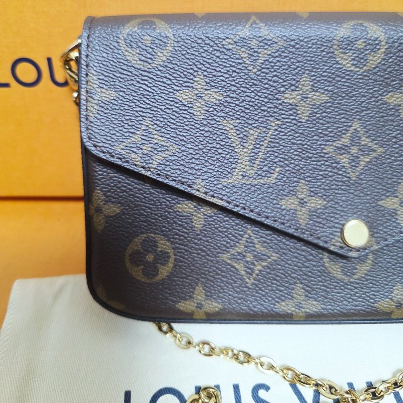 母親節禮物精選降價 近新芯片款 LV原信封式 3合1 鏈條包 /法國製/LV原廠盒、LV原廠防塵套,LV原廠紙袋-8