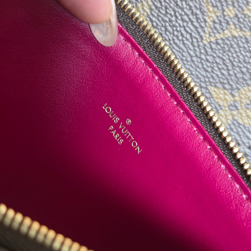 母親節禮物精選降價 近新芯片款 LV原信封式 3合1 鏈條包 /法國製/LV原廠盒、LV原廠防塵套,LV原廠紙袋-19