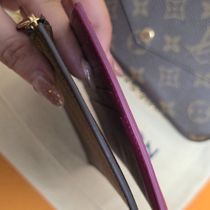 母親節禮物精選降價 近新芯片款 LV原信封式 3合1 鏈條包 /法國製/LV原廠盒、LV原廠防塵套,LV原廠紙袋-43