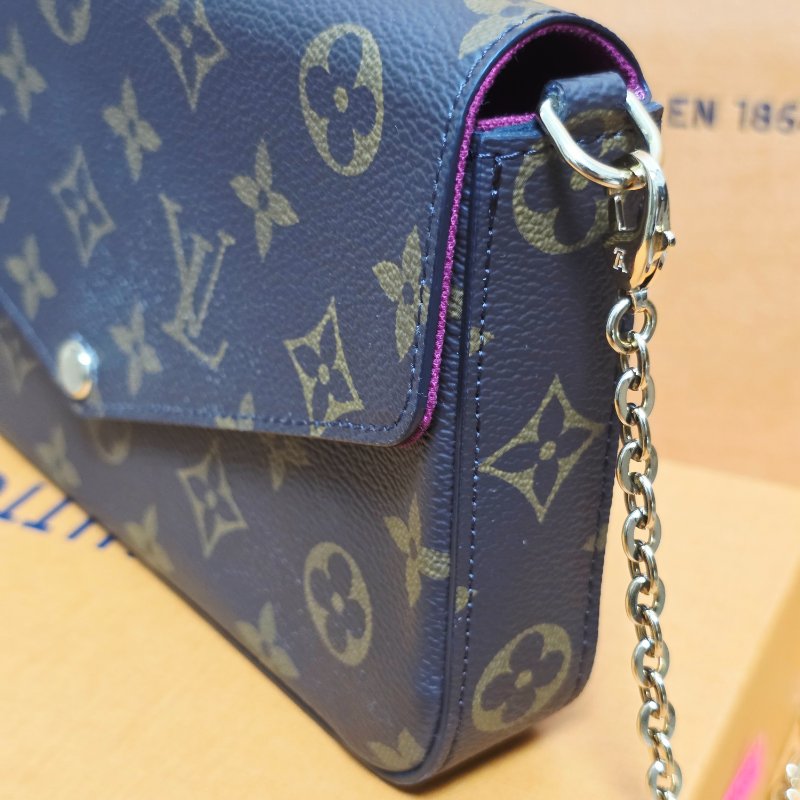 母親節禮物精選降價 近新芯片款 LV原信封式 3合1 鏈條包 /法國製/LV原廠盒、LV原廠防塵套,LV原廠紙袋-44