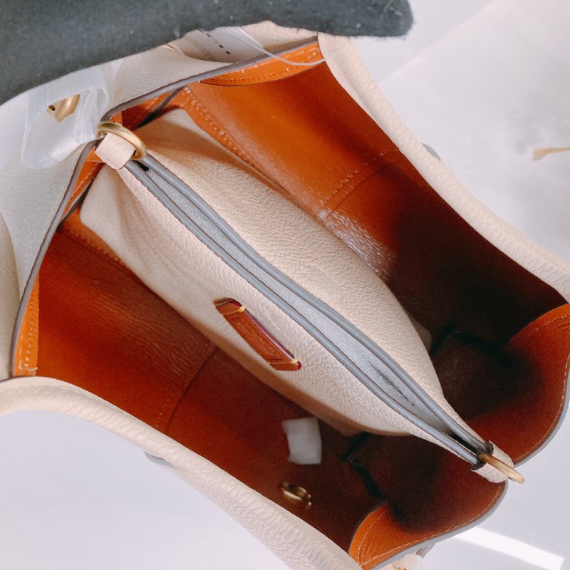 MS0658 Coach 蔻馳兩用包包 Lana Shoulder Bag Calfskin Ivory-13