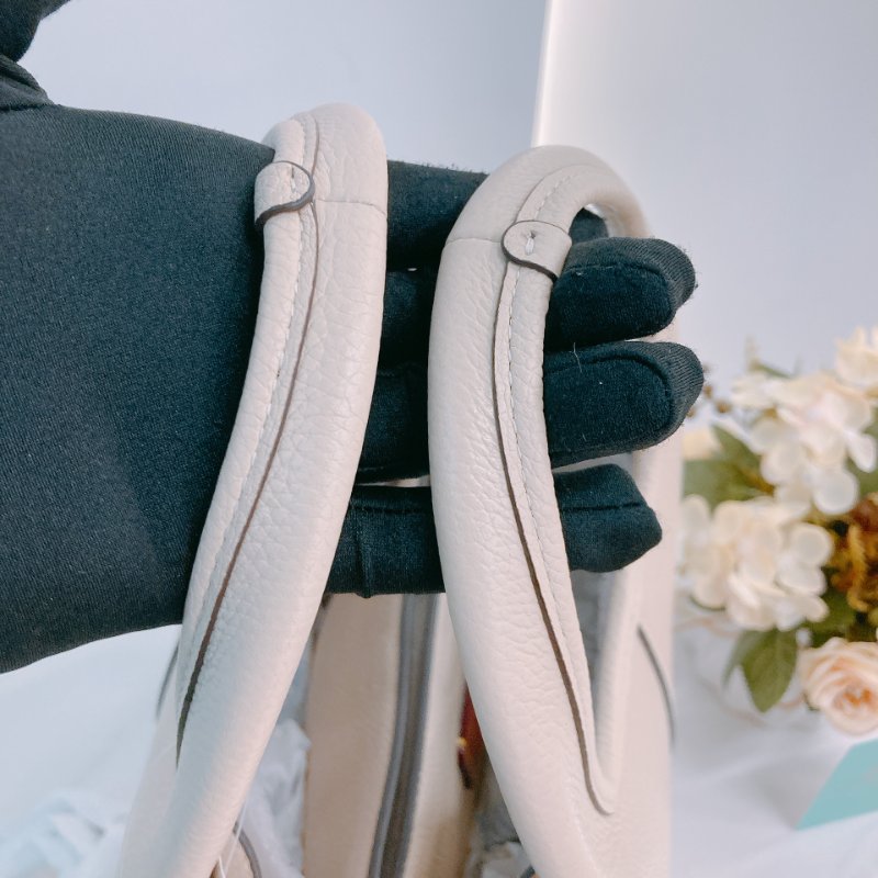 MS0658 Coach 蔻馳兩用包包 Lana Shoulder Bag Calfskin Ivory-15