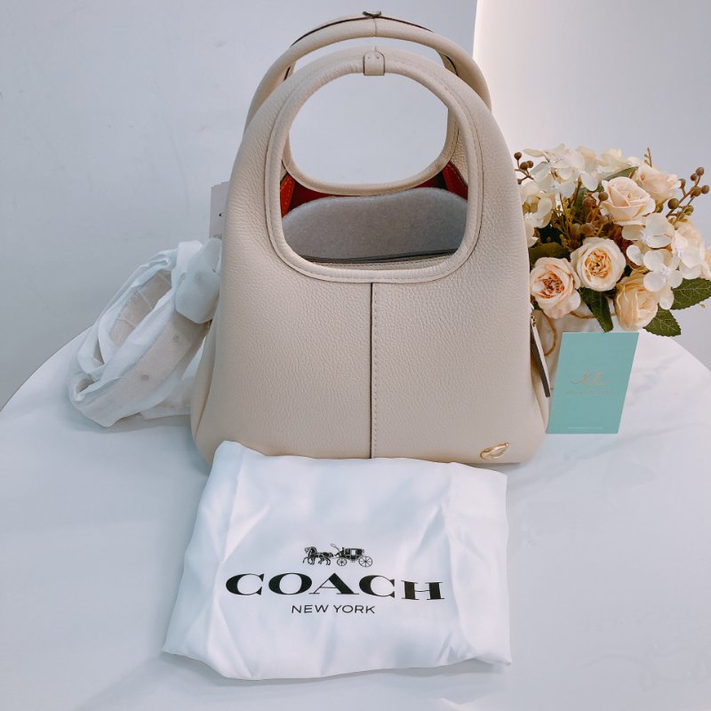 MS0658 Coach 蔻馳兩用包包 Lana Shoulder Bag Calfskin Ivory-16