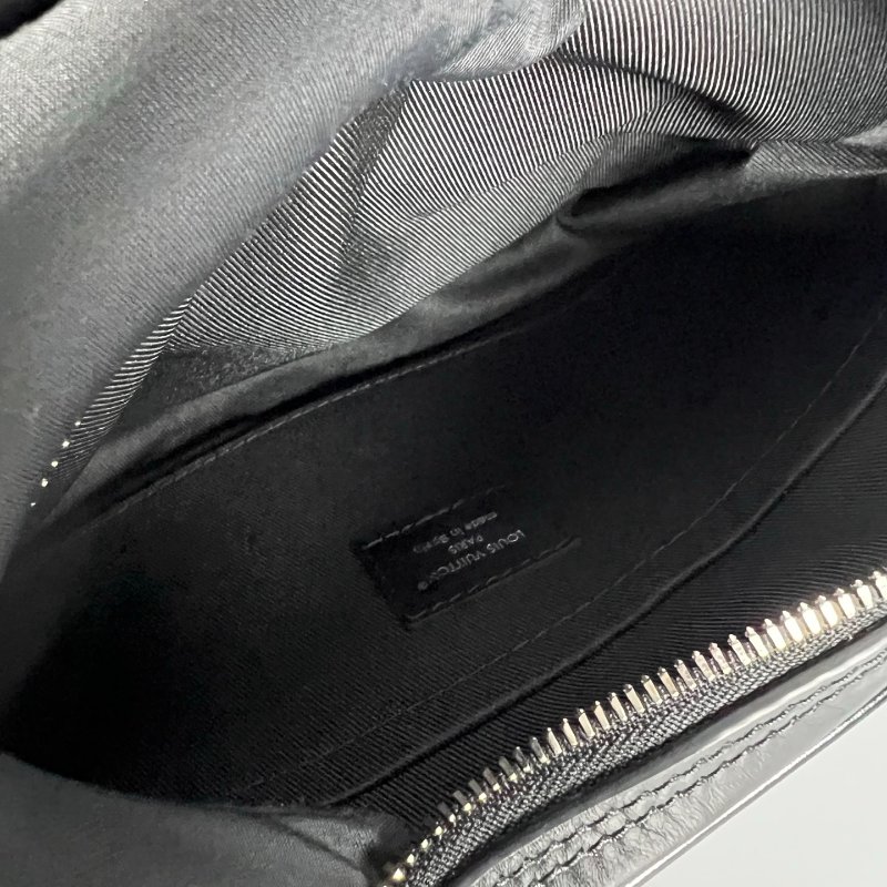 LV M13987/晶片款 Nil黑小牛皮都市手提側肩包-6