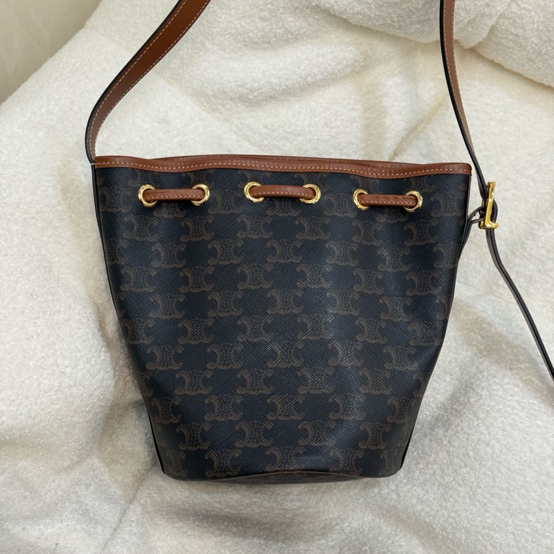 (台灣購證🇹🇼全配)Celine 老花水桶包-3