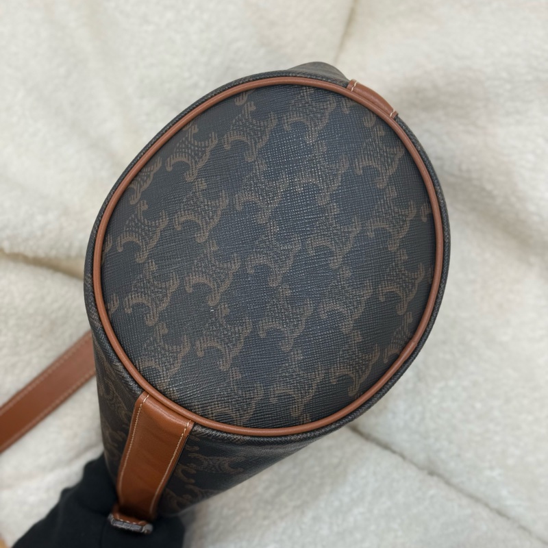 (台灣購證🇹🇼全配)Celine 老花水桶包-4