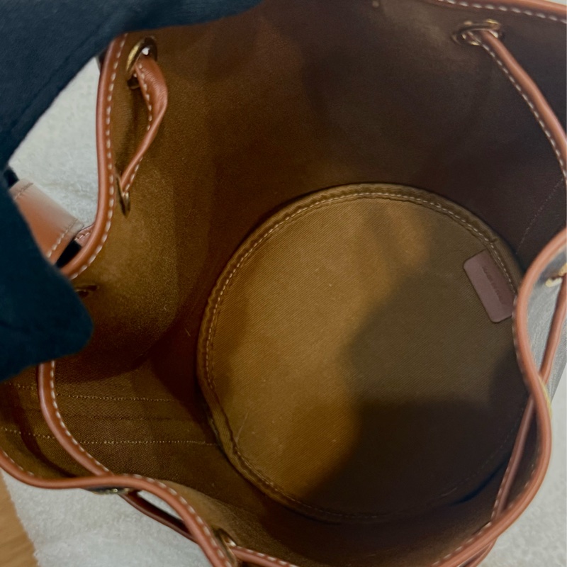 (台灣購證🇹🇼全配)Celine 老花水桶包-12