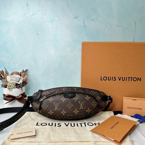 LV Keepit腰包