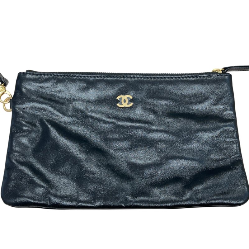 CHANEL 香奈兒 22 HANDBAG 亮面小牛皮 黑色 金釦-12