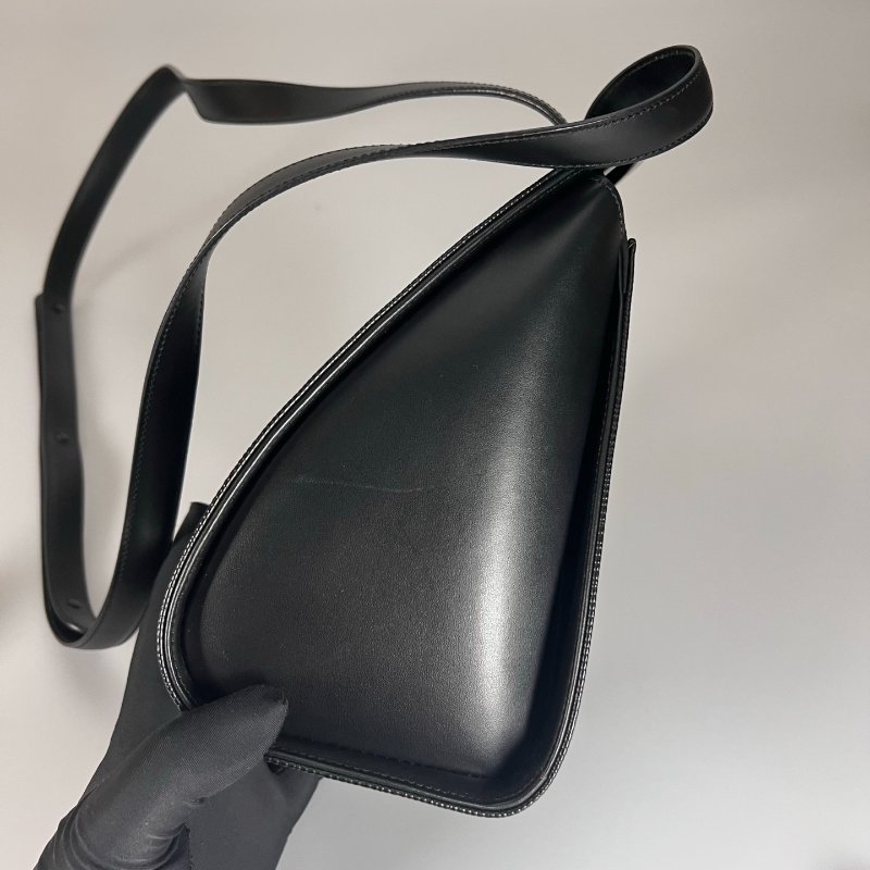 LV M52392 黑EPI水桶包-2