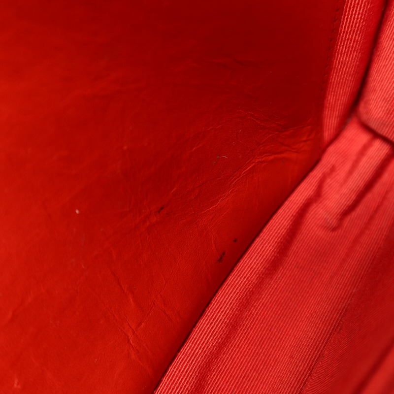 CHANEL 牛皮皮革Wallet On Chain銀扣鏈帶肩背袋-15