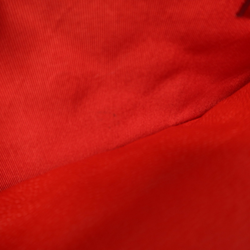 CHANEL 牛皮皮革Wallet On Chain銀扣鏈帶肩背袋-16