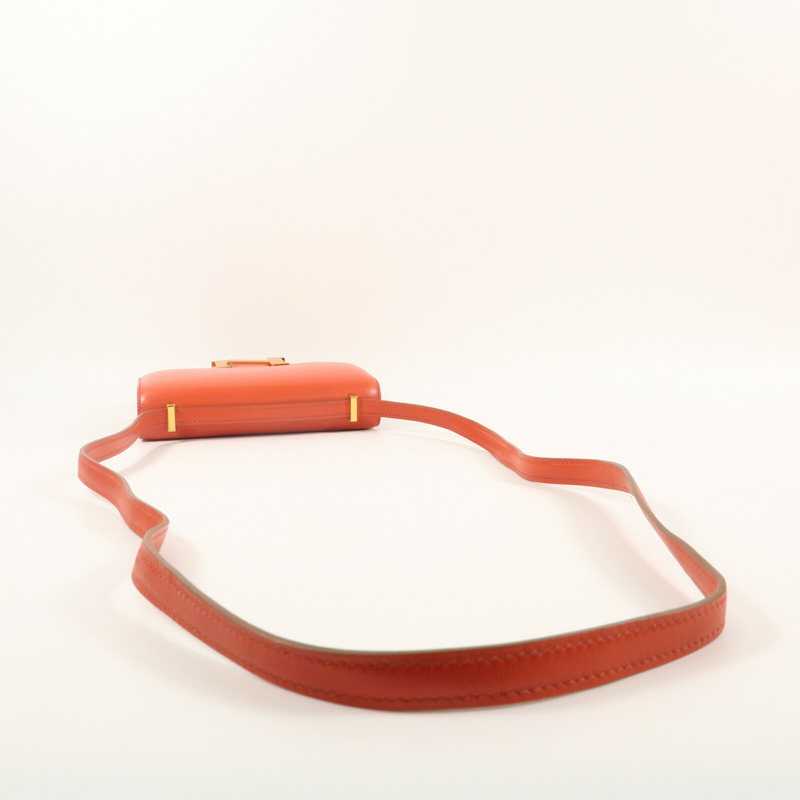 HERMES Tadelakt皮革Constance Mini肩背袋Sanguine-8