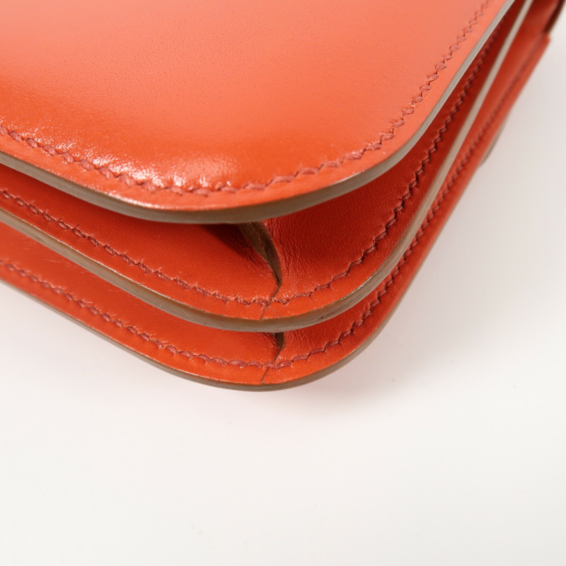 HERMES Tadelakt皮革Constance Mini肩背袋Sanguine-13