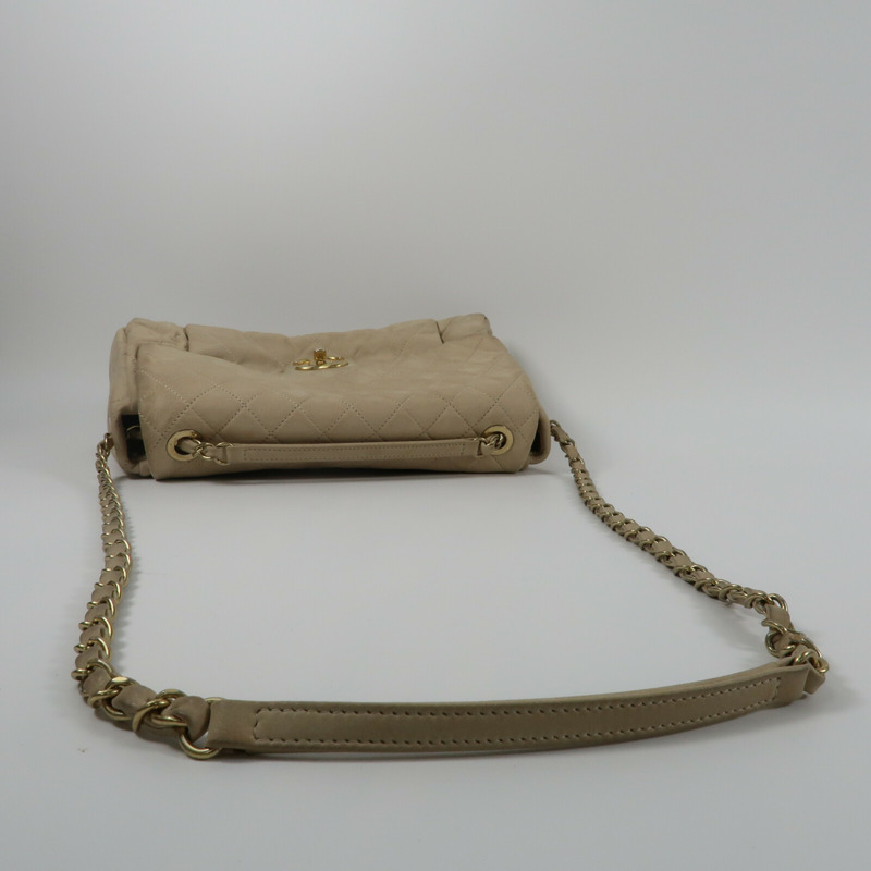 CHANEL 牛皮皮革Chain Shoulder鏈帶肩背袋-9