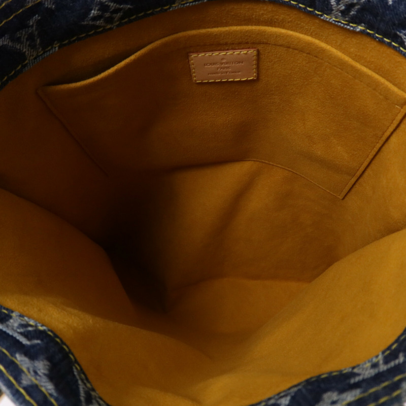LOUIS VUITTON Monogram Denim Flat Shopper金扣手挽袋-4