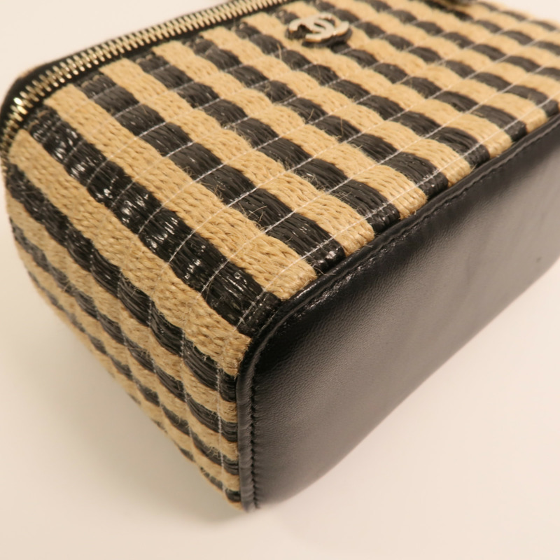 CHANEL Raffia Vanity Case金扣鏈帶肩背袋-11
