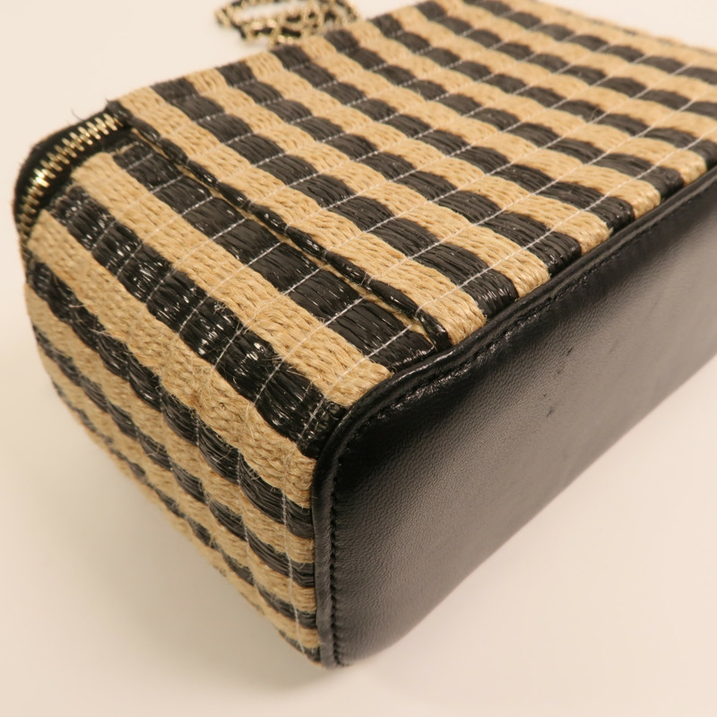 CHANEL Raffia Vanity Case金扣鏈帶肩背袋-13