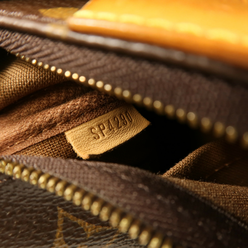 LOUIS VUITTON Monogram Multi Pochette Accessoires金扣肩背袋-8