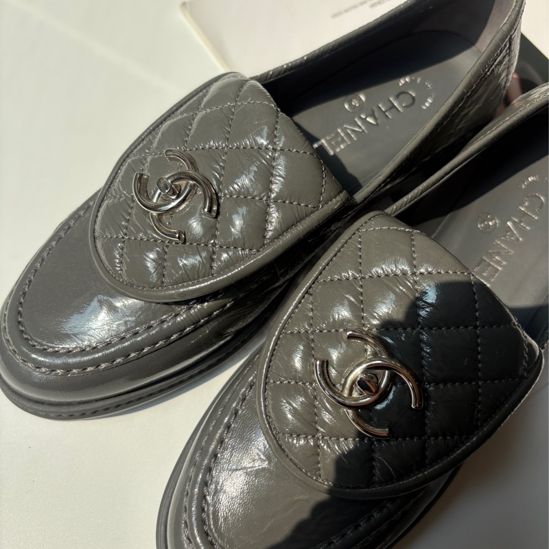 Chanel 灰油蠟皮樂福鞋-5