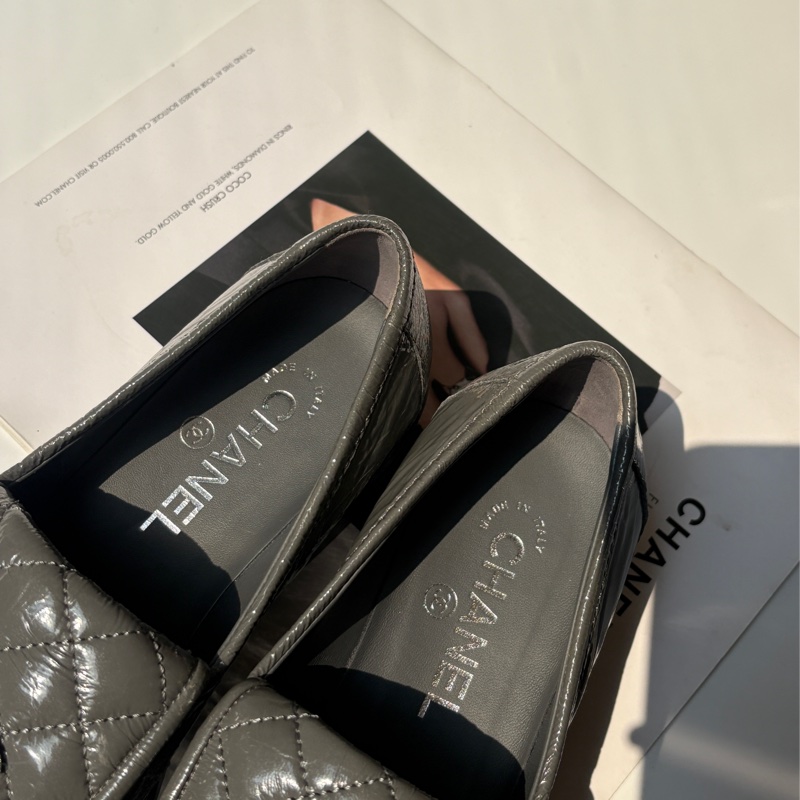 Chanel 灰油蠟皮樂福鞋-6