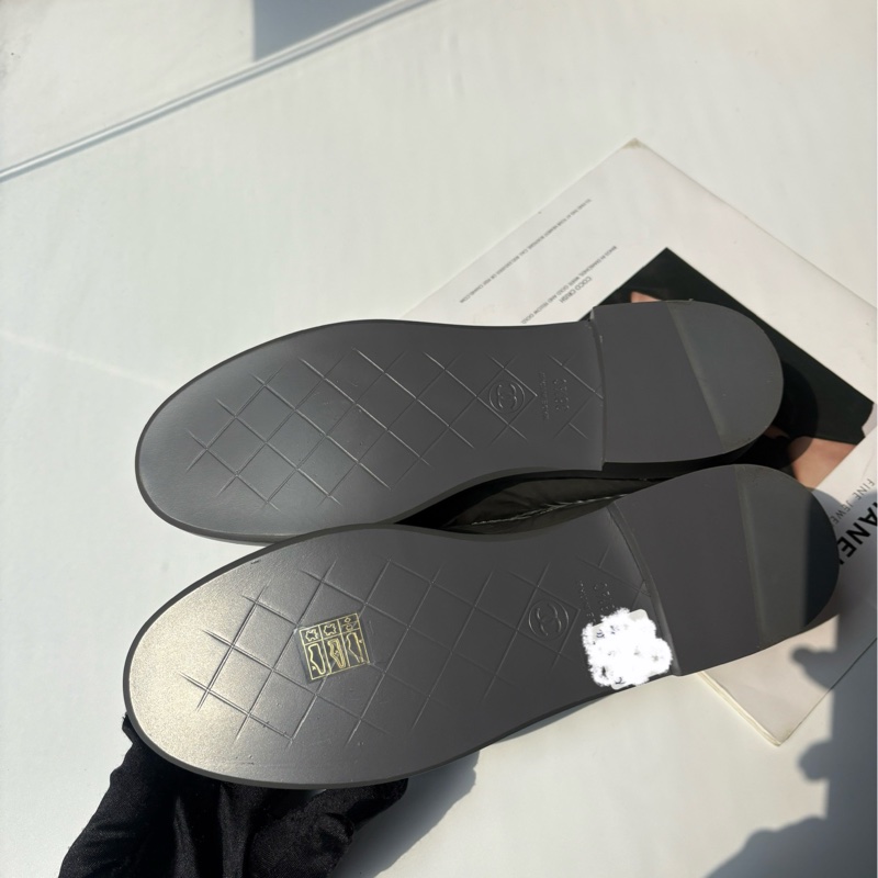 Chanel 灰油蠟皮樂福鞋-8