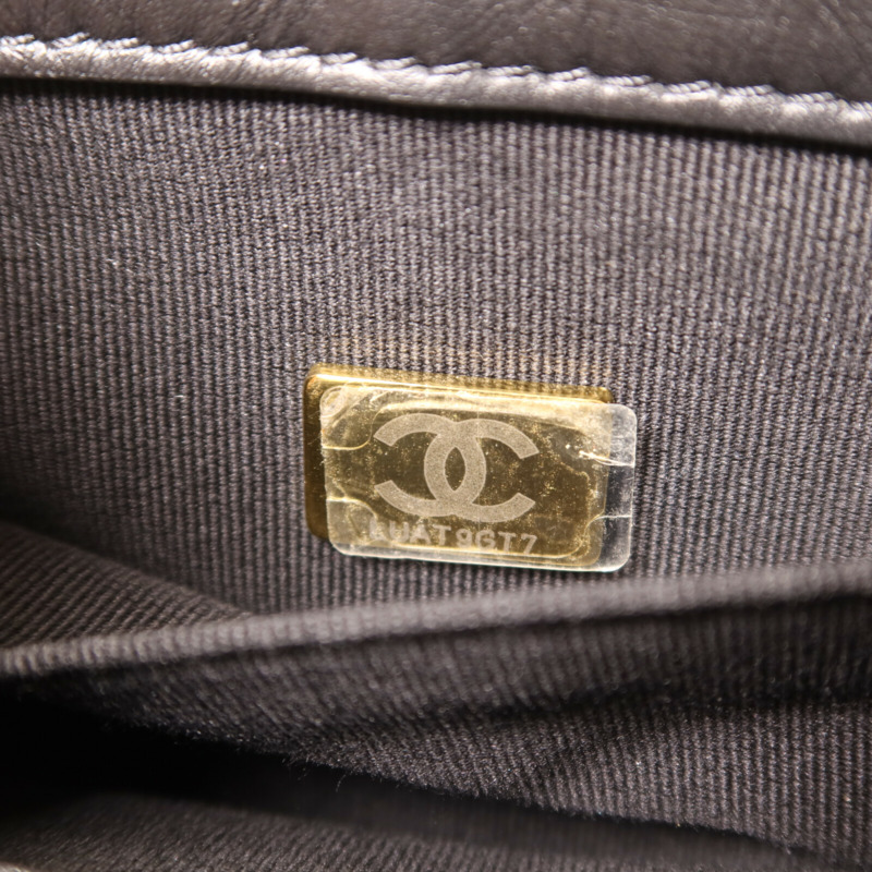 CHANEL 羊皮皮革23S Graphic Catch Small Shopping Bag金扣鏈帶肩背袋-6