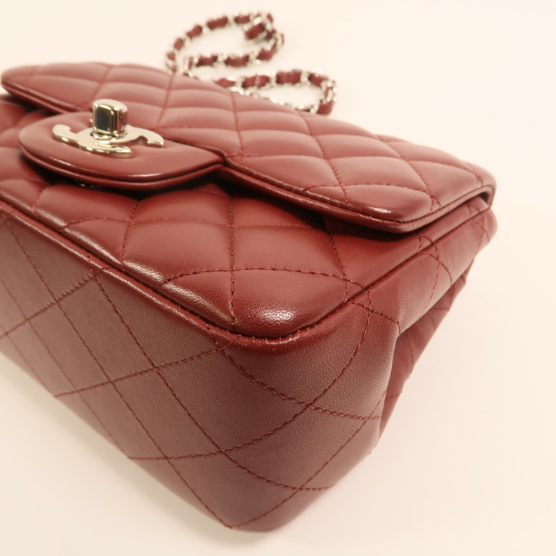 CHANEL 羊皮皮革Mini Classic 17銀扣鏈帶肩背袋-11