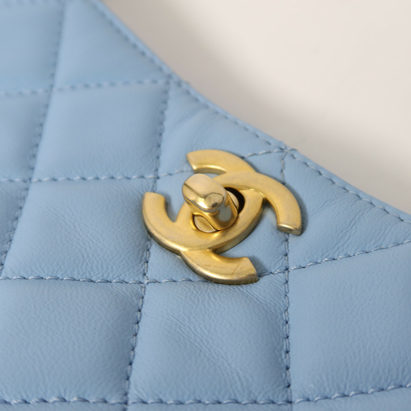 CHANEL 羊皮皮革Chain Shoulder金扣鏈帶肩背袋-10