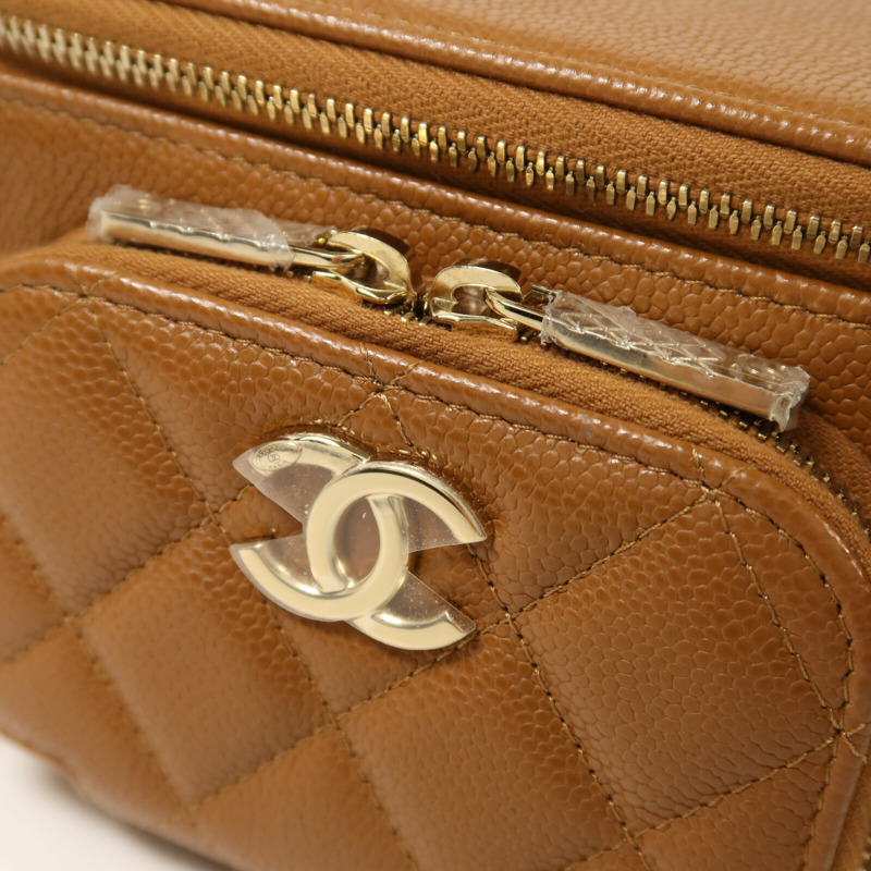 CHANEL 牛皮皮革Vanity Case金扣鏈帶手挽肩背兩用袋-5